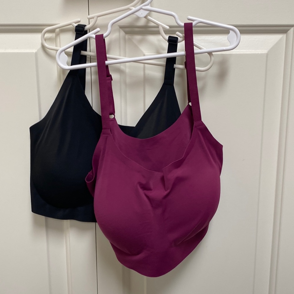 True & co size large bundle of 2 bras